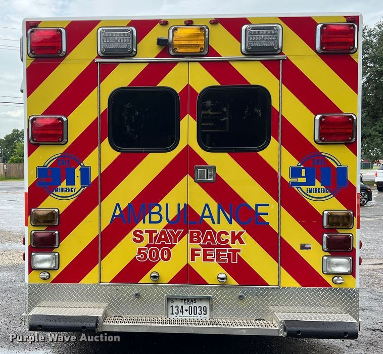 image for item LV9027 2015 Chevrolet  4500 ambulance
