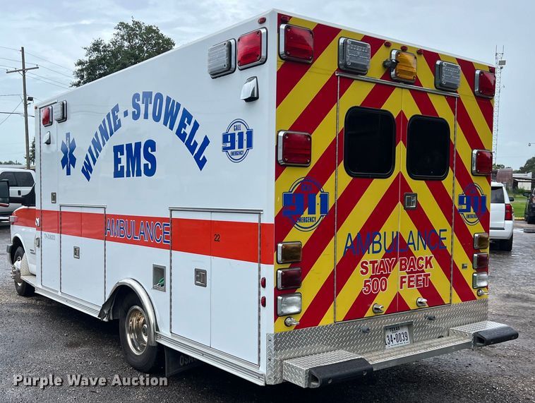 image for item LV9027 2015 Chevrolet  4500 ambulance