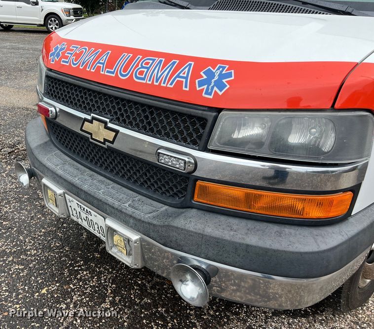 image for item LV9027 2015 Chevrolet  4500 ambulance