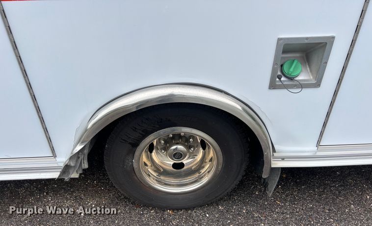 image for item LV9027 2015 Chevrolet  4500 ambulance