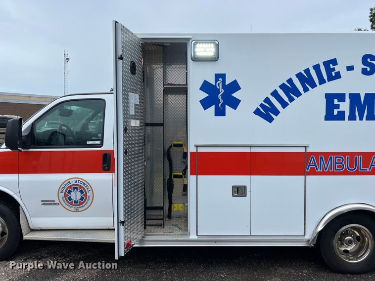 image for item LV9027 2015 Chevrolet  4500 ambulance