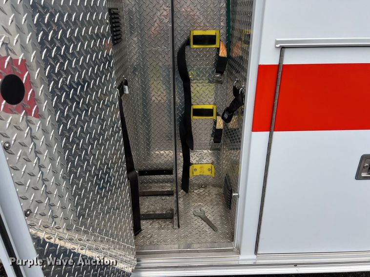 image for item LV9027 2015 Chevrolet  4500 ambulance