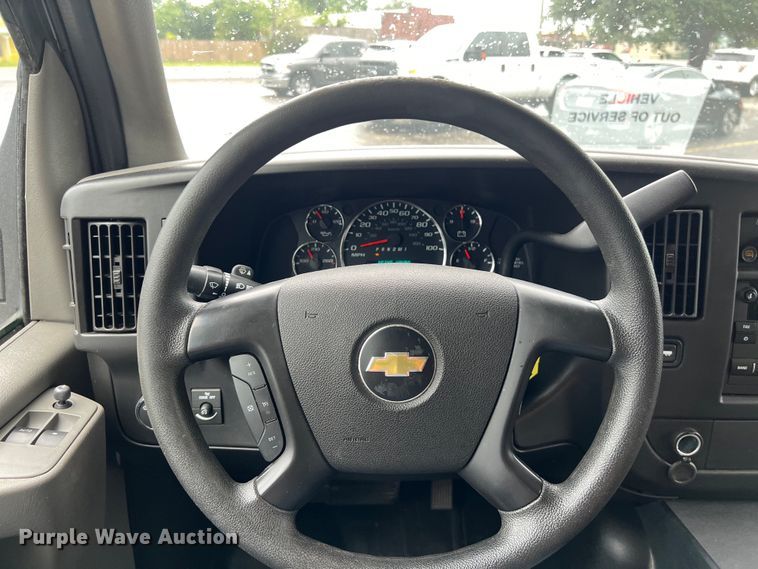 image for item LV9027 2015 Chevrolet  4500 ambulance