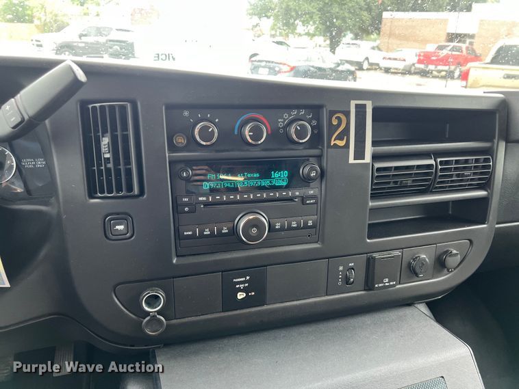 image for item LV9027 2015 Chevrolet  4500 ambulance