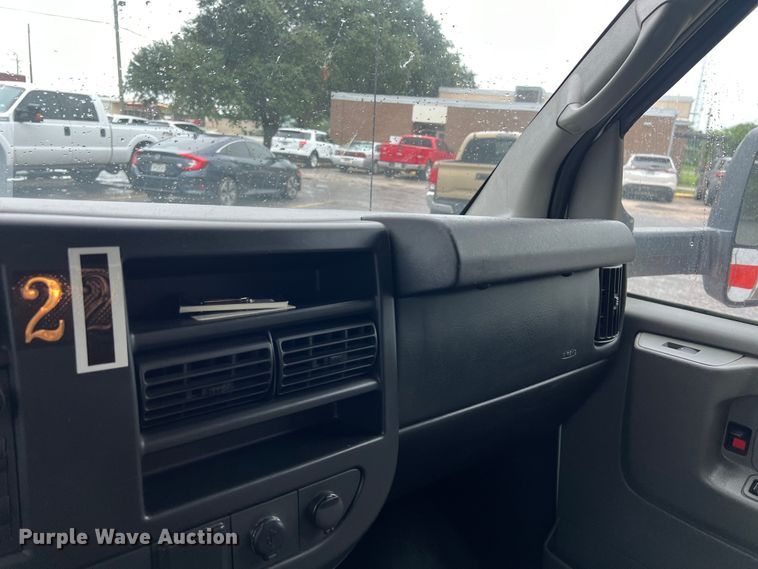 image for item LV9027 2015 Chevrolet  4500 ambulance