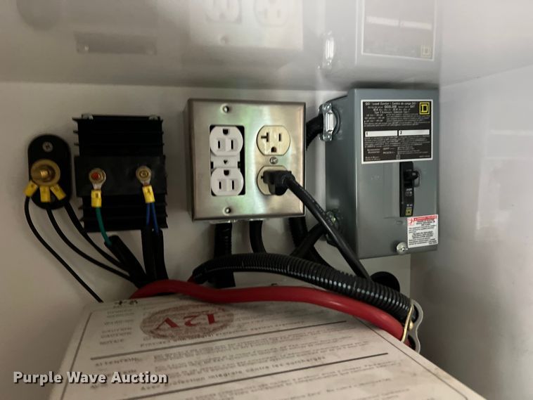 image for item LV9027 2015 Chevrolet  4500 ambulance