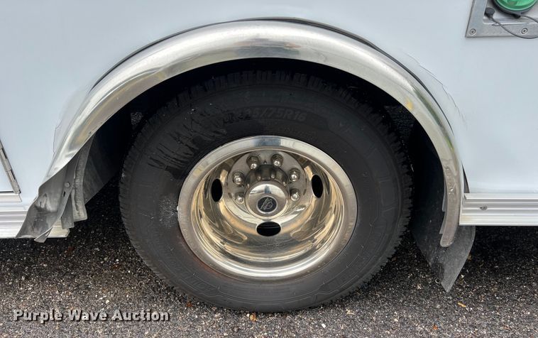 image for item LV9027 2015 Chevrolet  4500 ambulance