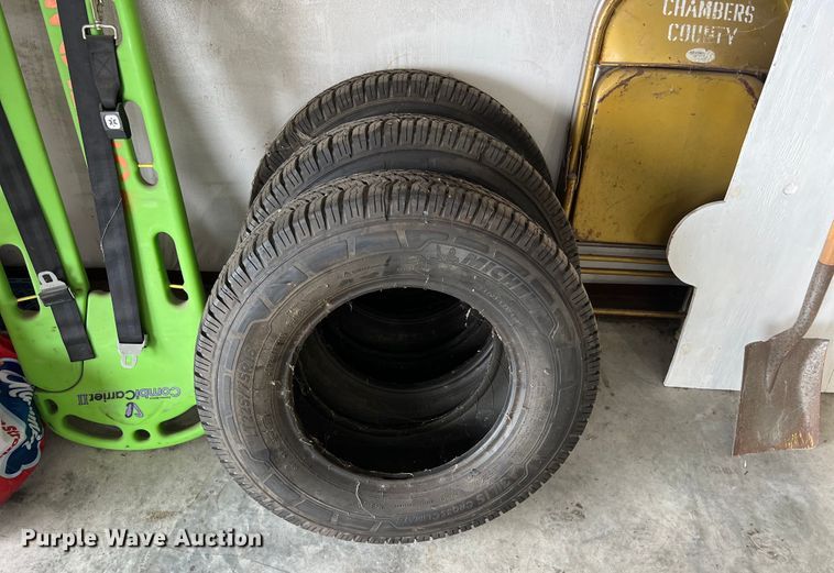 image for item LV9027 2015 Chevrolet  4500 ambulance