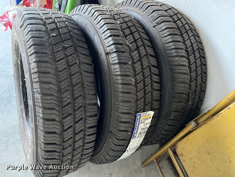 image for item LV9027 2015 Chevrolet  4500 ambulance