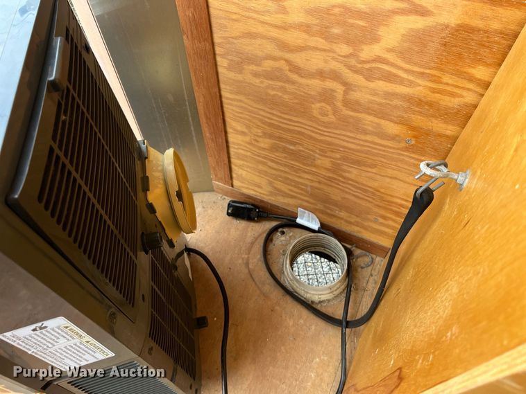 image for item LV9028 2012 Haulmark PPT7X14DT2 enclosed cargo trailer