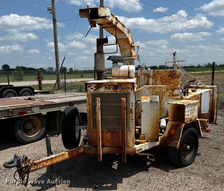 image for item MU9800 1990 Bandit 200+ wood chipper