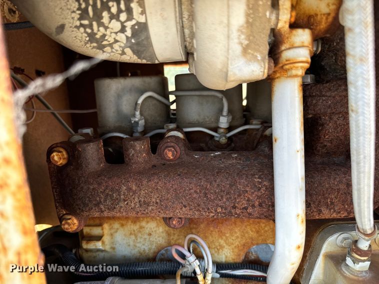 image for item MU9800 1990 Bandit 200+ wood chipper