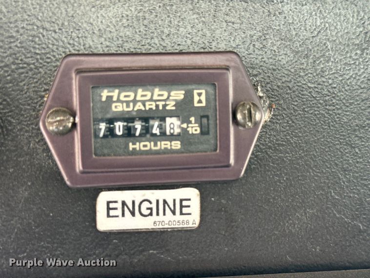 image for item MV9007 2005 Freightliner  Business Class M2 digger derrick truck