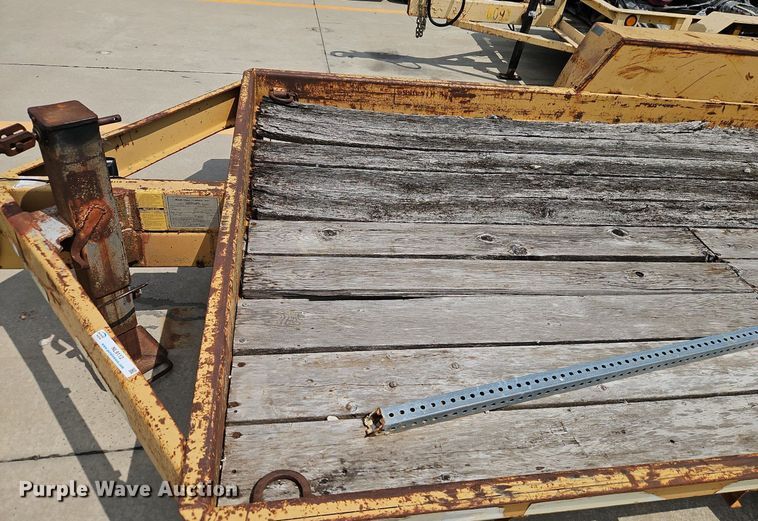 image for item NL9112 1997 Redi Haul equipment trailer