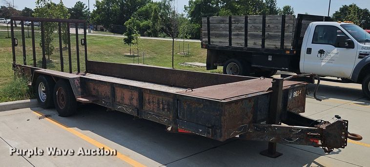 image for item NL9117 1988 Starlight 2235A equipment trailer