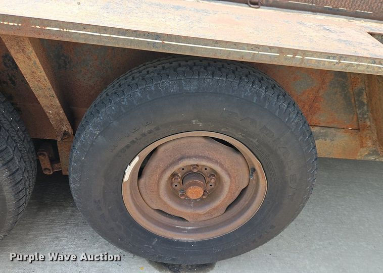 image for item NL9117 1988 Starlight 2235A equipment trailer