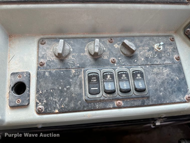 image for item NQ9690 2008 Blue Bird Vision school bus