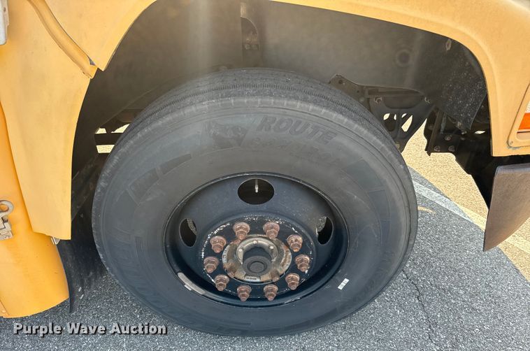 image for item NQ9690 2008 Blue Bird Vision school bus