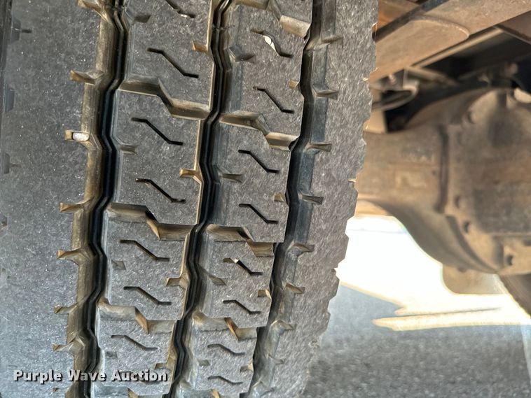 image for item NQ9690 2008 Blue Bird Vision school bus