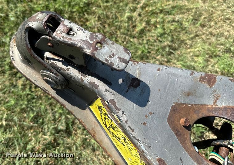 image for item NQ9701 2010 Big Tex utility trailer