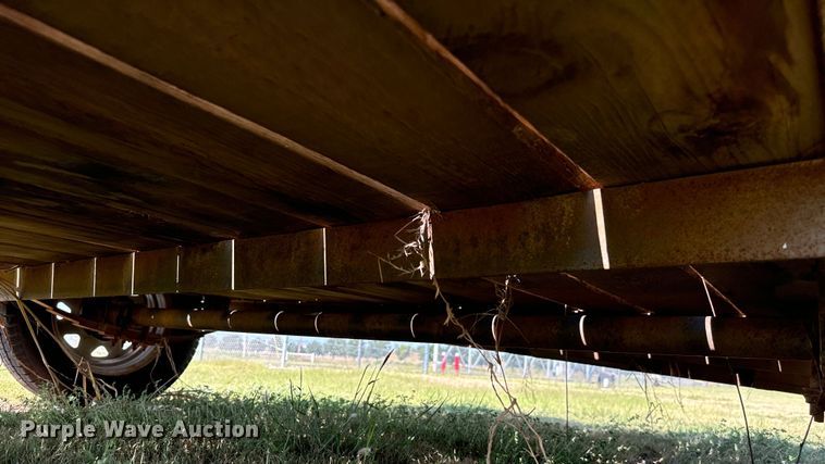 image for item NQ9701 2010 Big Tex utility trailer