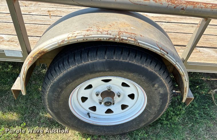 image for item NQ9701 2010 Big Tex utility trailer