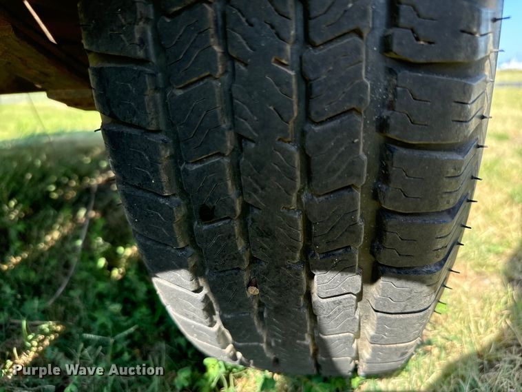 image for item NQ9701 2010 Big Tex utility trailer