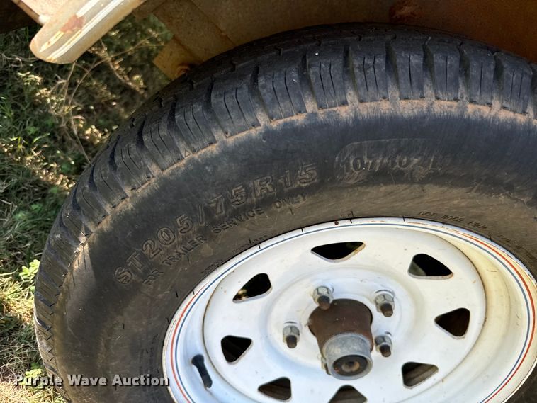 image for item NQ9701 2010 Big Tex utility trailer