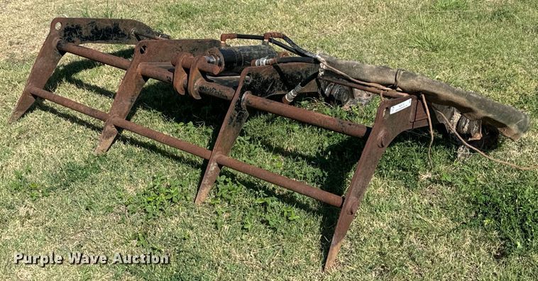image for item NQ9702 Backhoe grapple