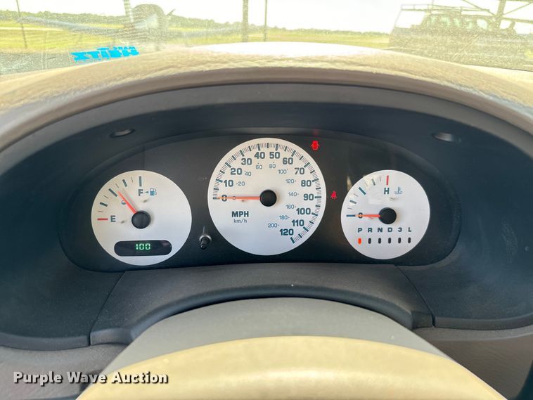 image for item NQ9704 2003 Dodge Caravan van