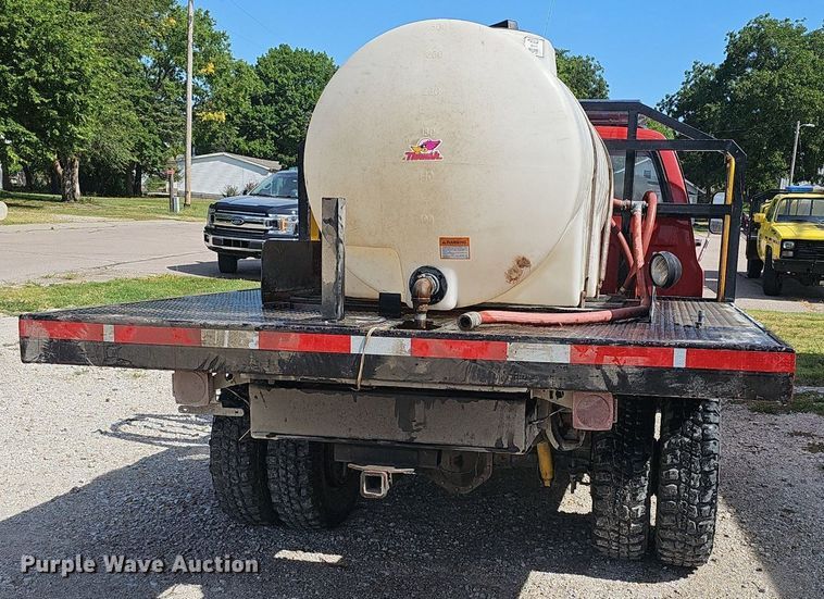 image for item NX9006 1978 Chevrolet 30 water truck