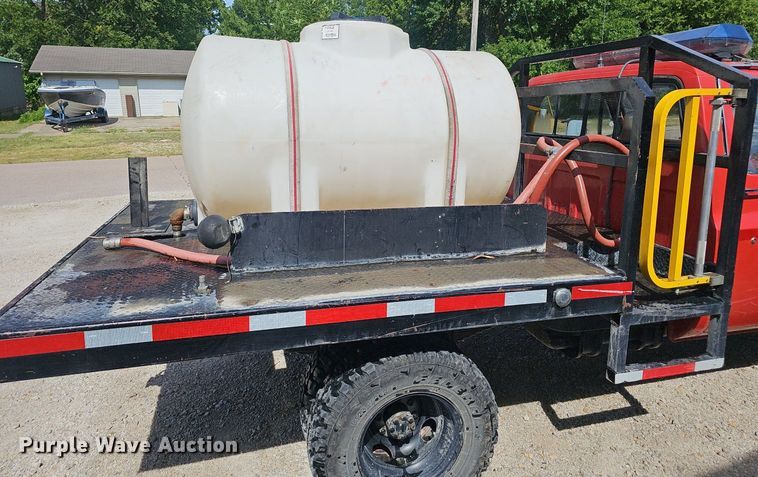 image for item NX9006 1978 Chevrolet 30 water truck