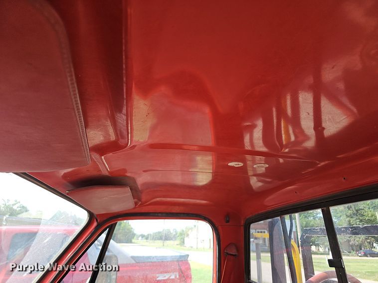 image for item NX9006 1978 Chevrolet 30 water truck