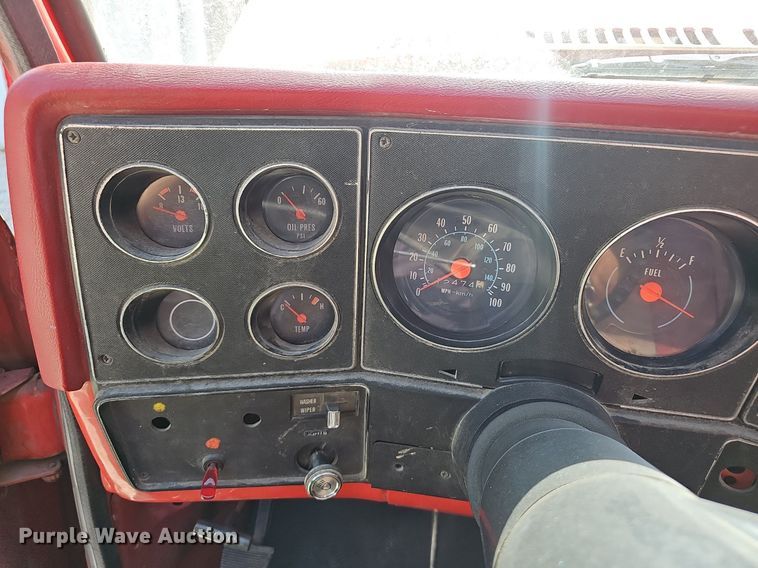 image for item NX9006 1978 Chevrolet 30 water truck