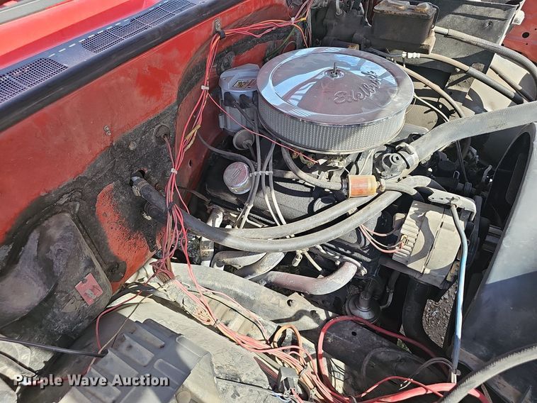 image for item NX9006 1978 Chevrolet 30 water truck