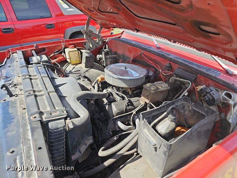 image for item NX9006 1978 Chevrolet 30 water truck