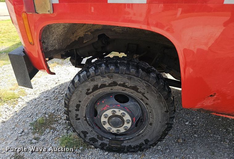 image for item NX9006 1978 Chevrolet 30 water truck