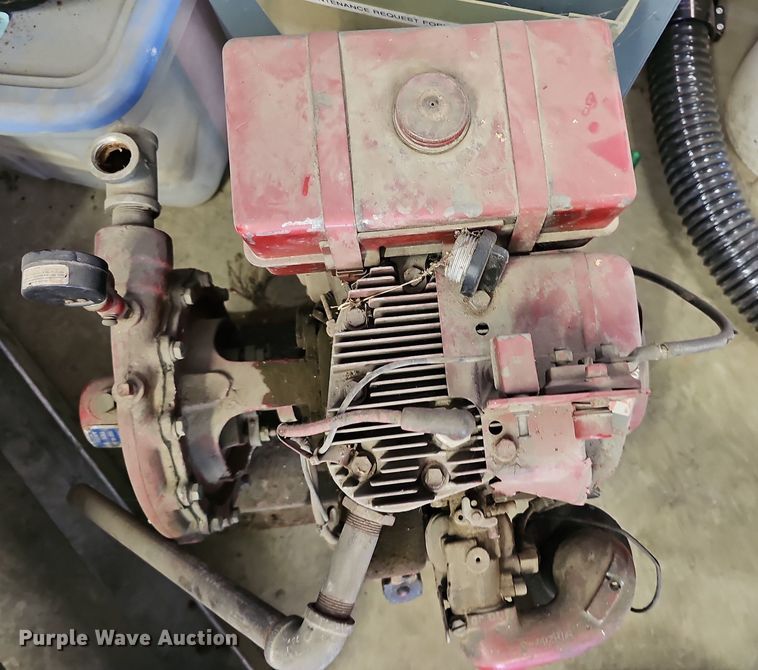 image for item NX9006 1978 Chevrolet 30 water truck