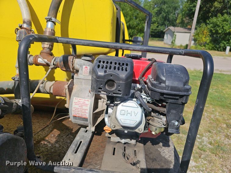 image for item NX9007 1986 Chevrolet 1 Ton flatbed truck