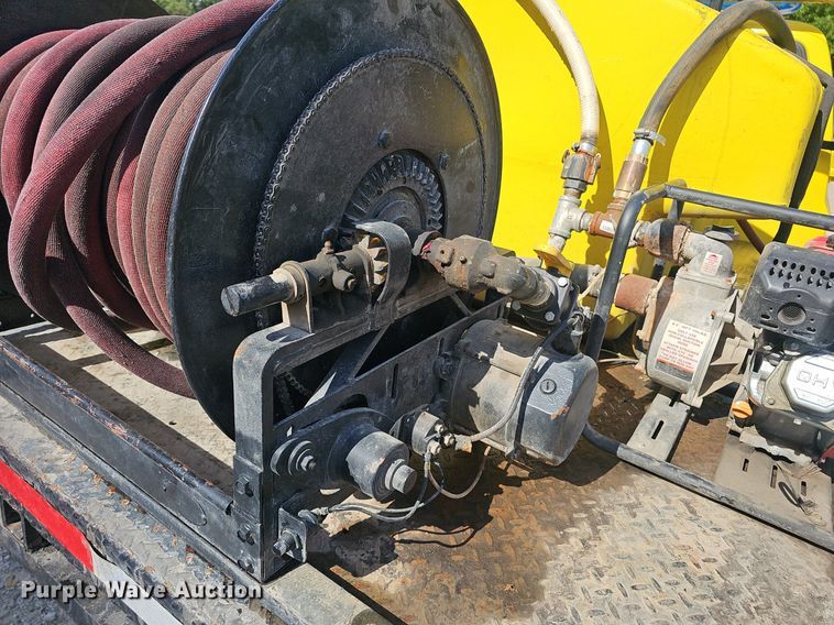 image for item NX9007 1986 Chevrolet 1 Ton flatbed truck