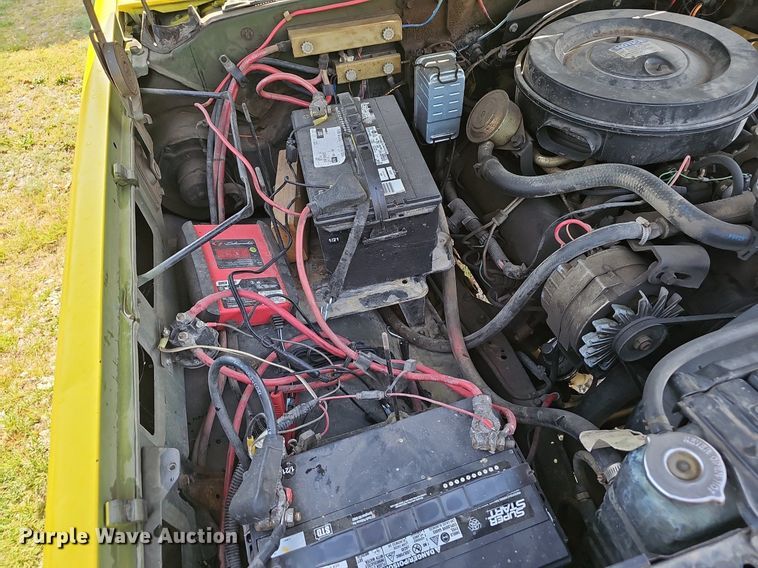 image for item NX9007 1986 Chevrolet 1 Ton flatbed truck