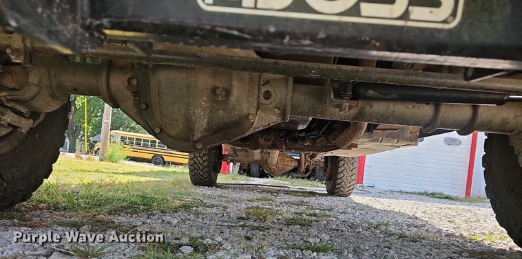 image for item NX9007 1986 Chevrolet 1 Ton flatbed truck