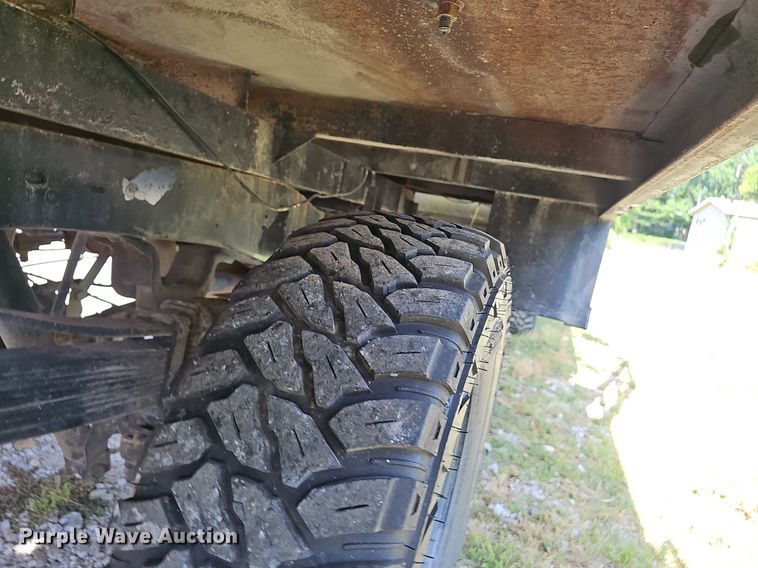 image for item NX9007 1986 Chevrolet 1 Ton flatbed truck