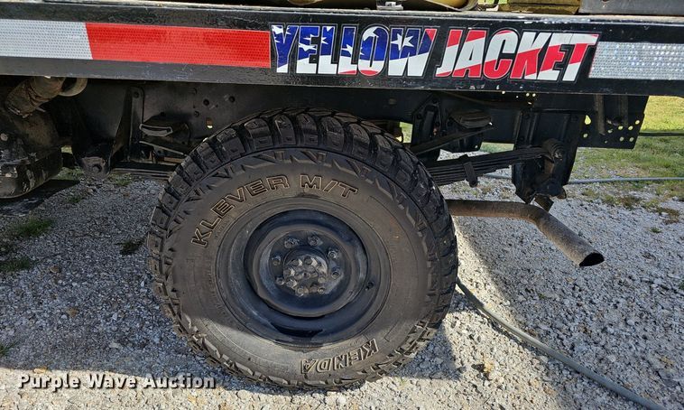 image for item NX9007 1986 Chevrolet 1 Ton flatbed truck