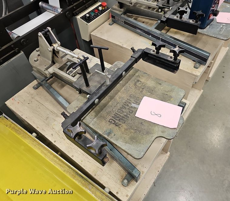 image for item NX9027 HIX presses