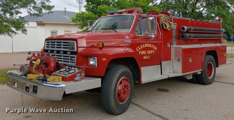 image for item NY9353 1984 Ford F700 pumper fire truck