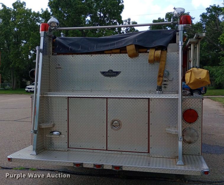 image for item NY9353 1984 Ford F700 pumper fire truck