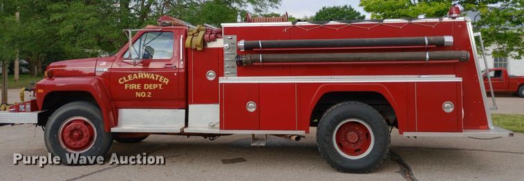 image for item NY9353 1984 Ford F700 pumper fire truck