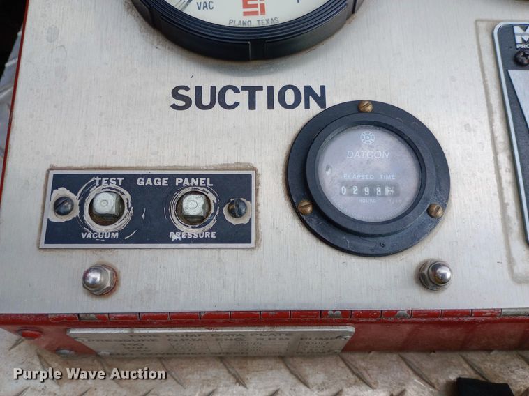 image for item NY9353 1984 Ford F700 pumper fire truck