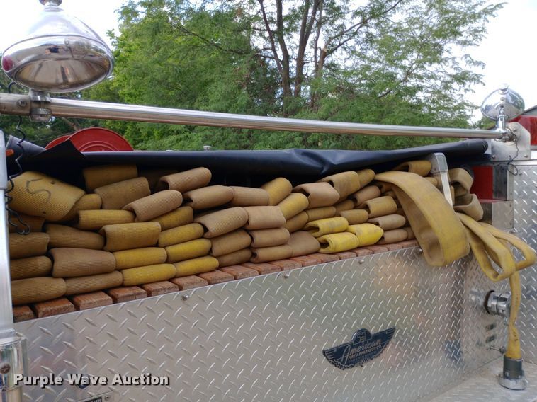 image for item NY9353 1984 Ford F700 pumper fire truck